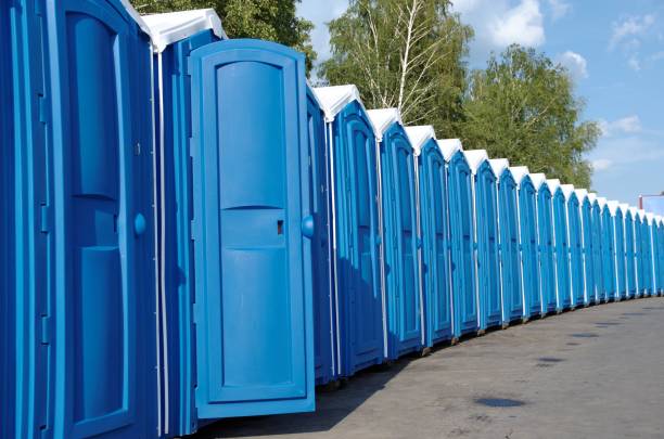 Best Portable restroom trailer rental  in Fenton, MI